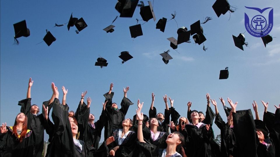 Văn bằng 2 đại học là gì?